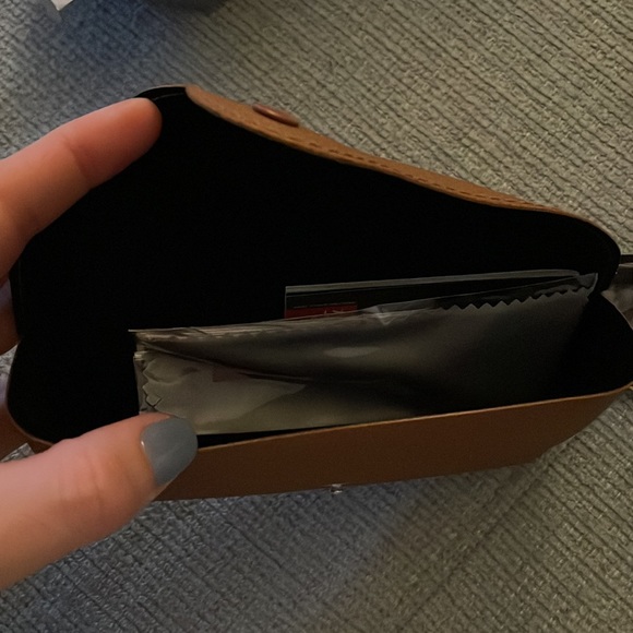 Brand New, Never Worn RayBans - Picture 6 of 7